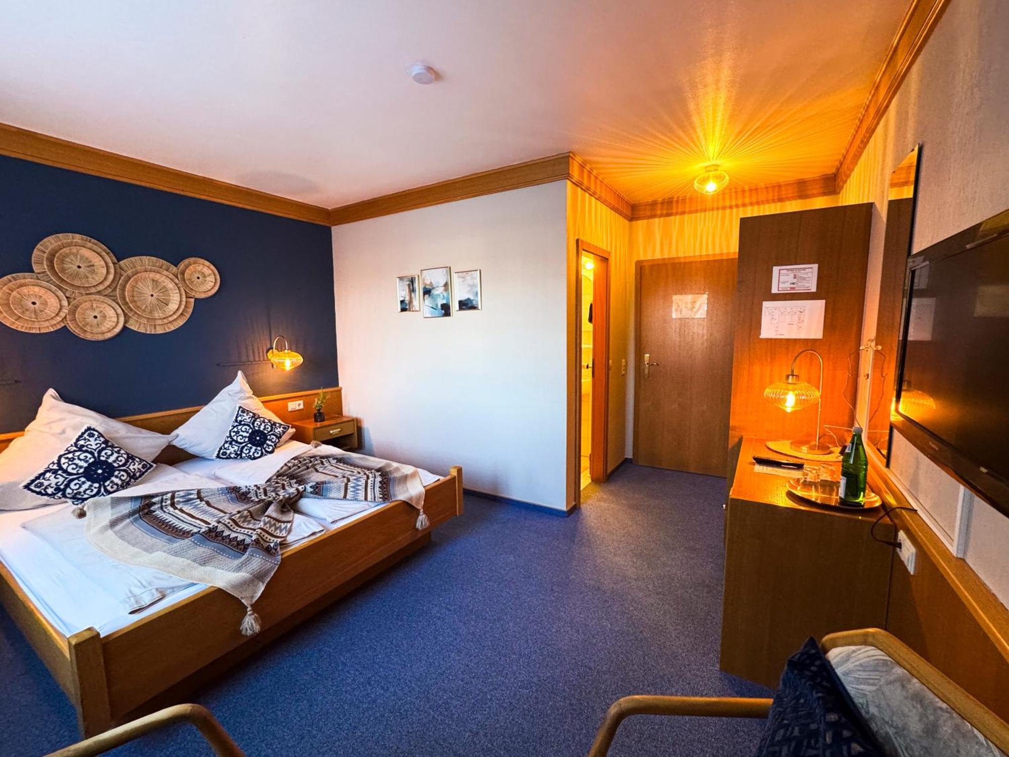 Hotel Guelser Weinstube Koblencja Zewnętrze zdjęcie
