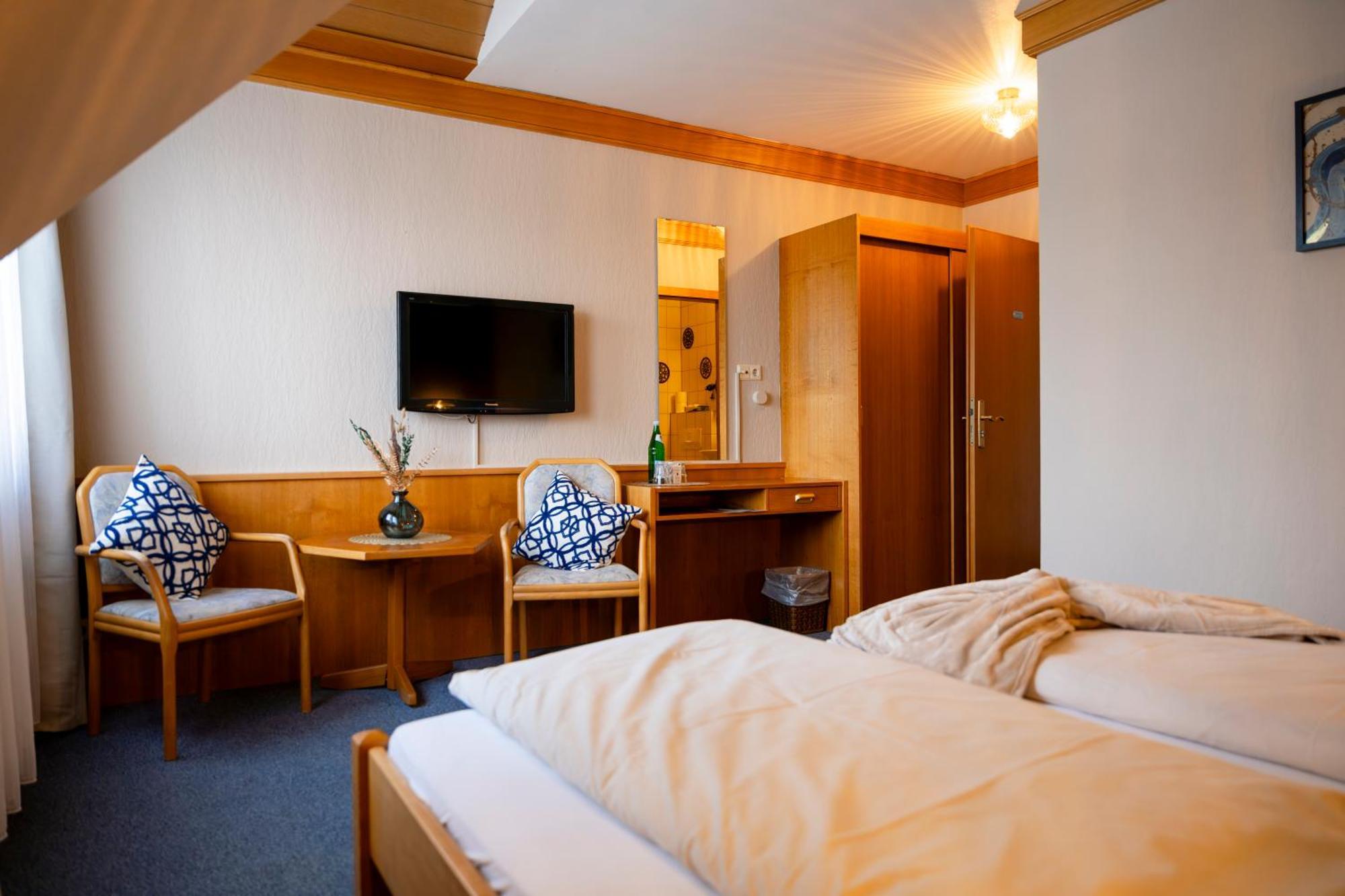 Hotel Guelser Weinstube Koblencja Zewnętrze zdjęcie