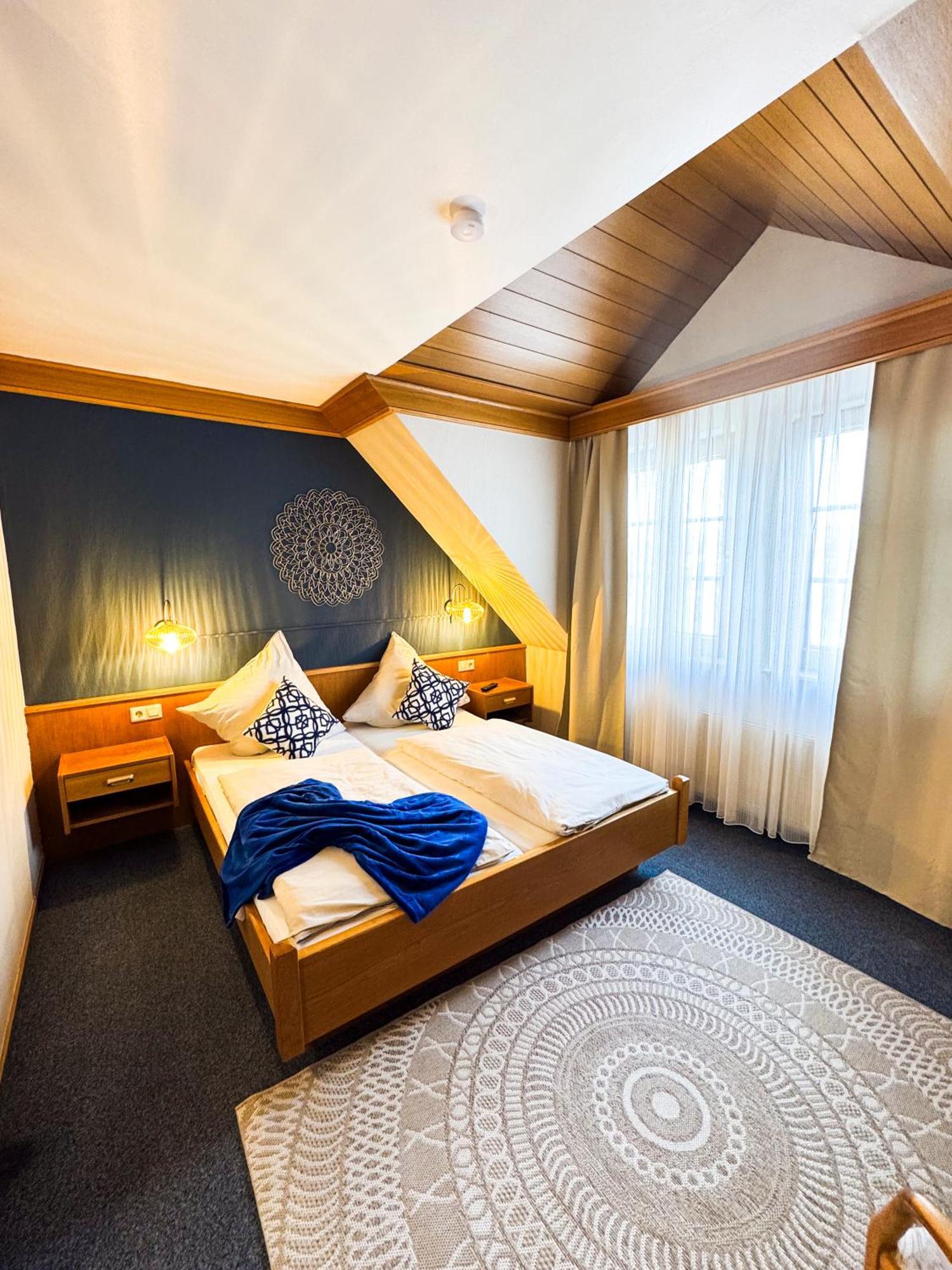 Hotel Guelser Weinstube Koblencja Zewnętrze zdjęcie