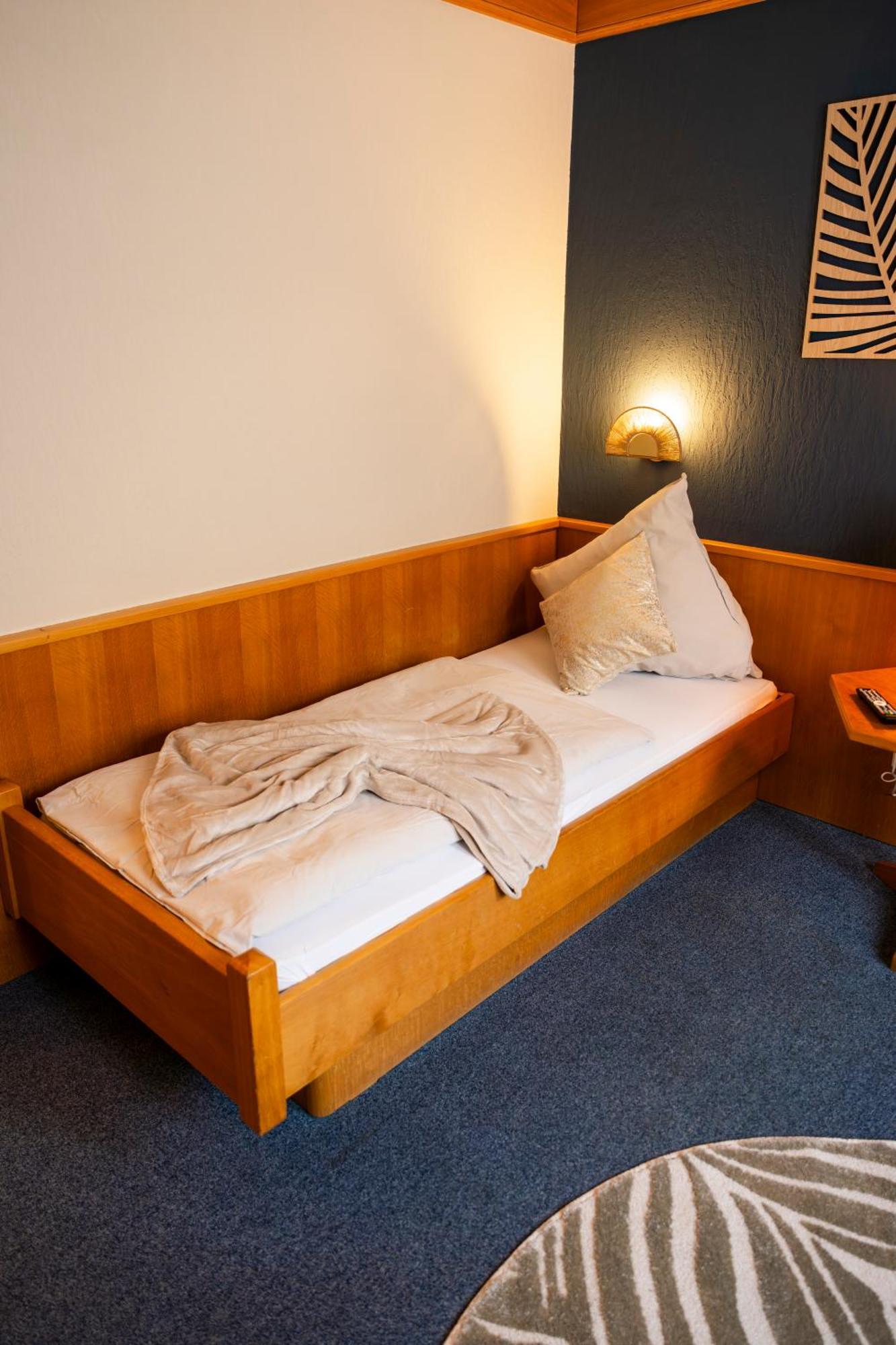 Hotel Guelser Weinstube Koblencja Zewnętrze zdjęcie