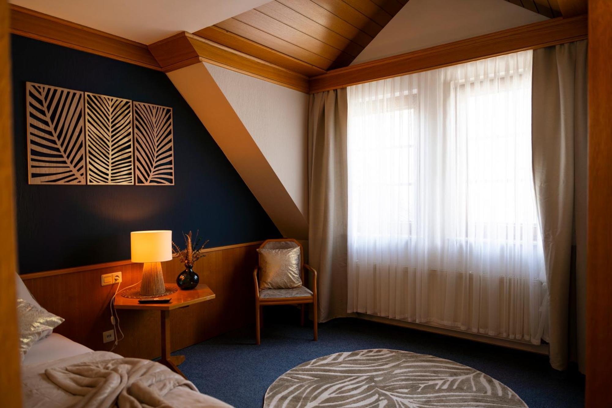 Hotel Guelser Weinstube Koblencja Zewnętrze zdjęcie