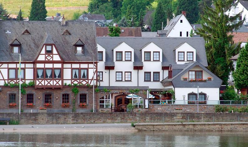 Hotel Guelser Weinstube Koblencja Zewnętrze zdjęcie